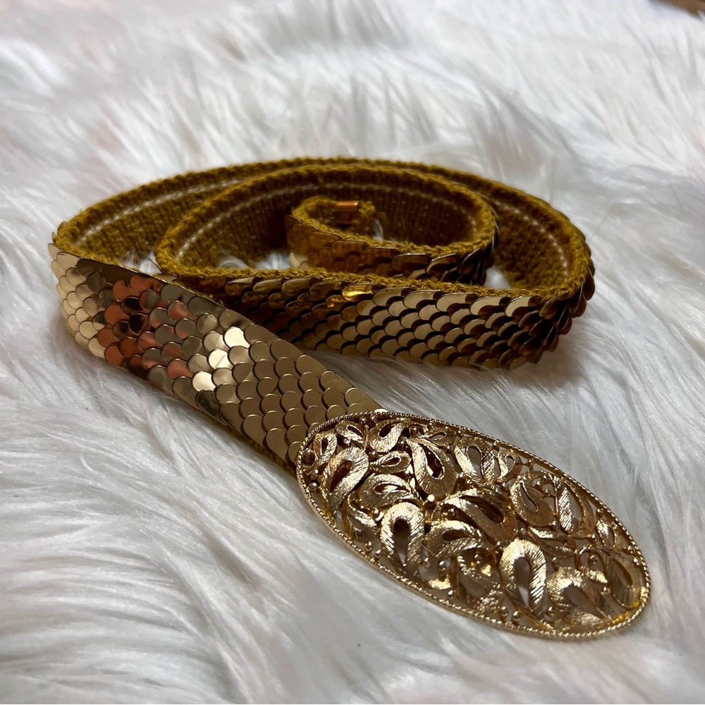 Vintage Metallic Gold Scale Belt w/ Filigree Oval Buckle